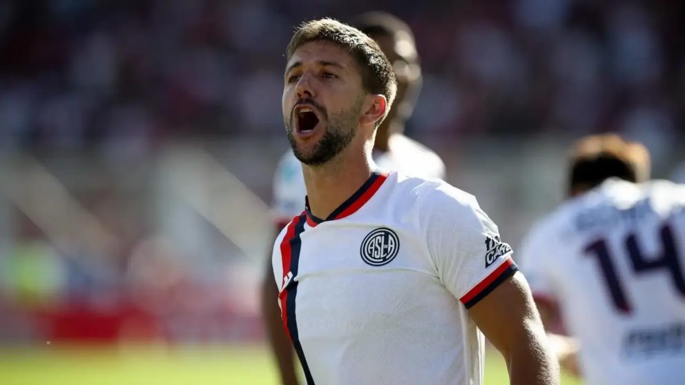El delantero viene en racha goleadora con el Ciclón.