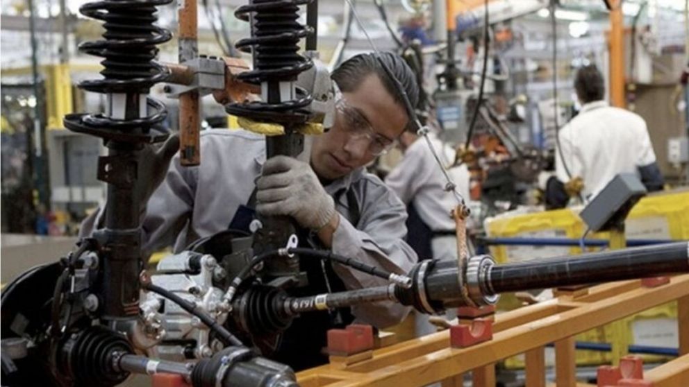 En diciembre, el nivel de producción autopartista retrocedió el 17,7% interanual.