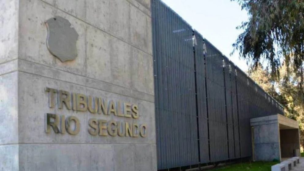 La Fiscalía de instrucción y fuero múltiple de Rio 2°, dispuso la imputación y detención de la psicóloga Marcia Lupi y la asistente social Silvia Romero.