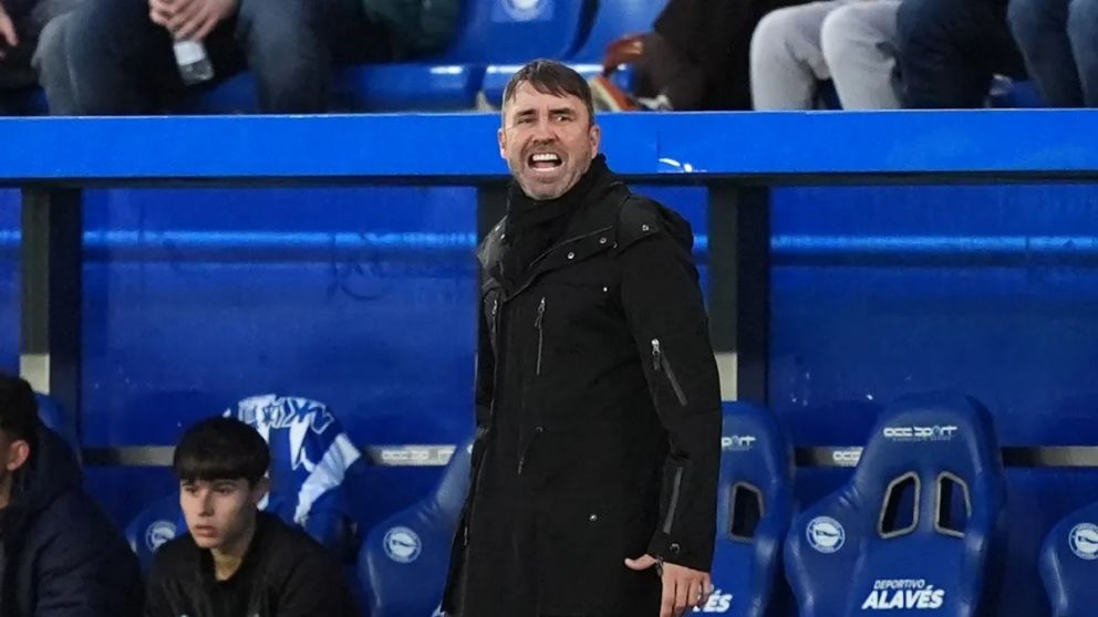 El Chacho Coudet quedó en el centro de una novela de la que amaga a quererse bajar como protagonista principal.