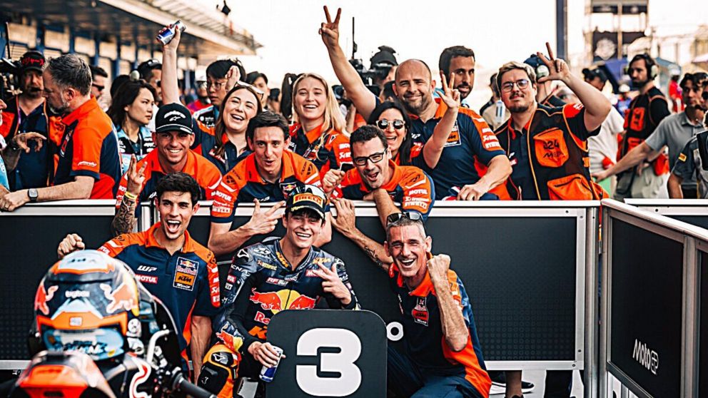 Valentín Perrone logró el podio en la primer carrera de la temporada de la Moto 3.