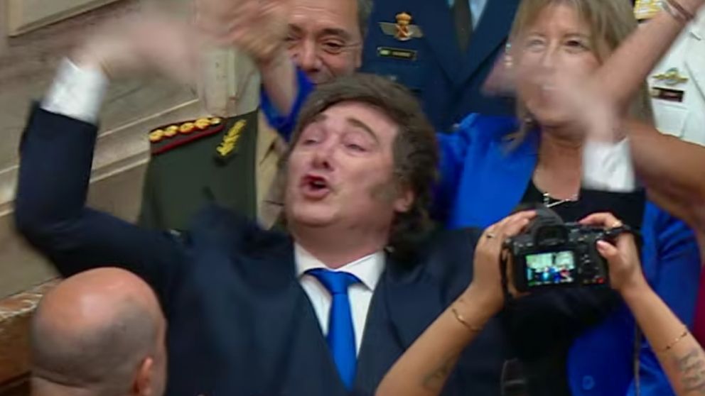 Javier Milei apuntó a los empresarios y defendió la apertura comercial.