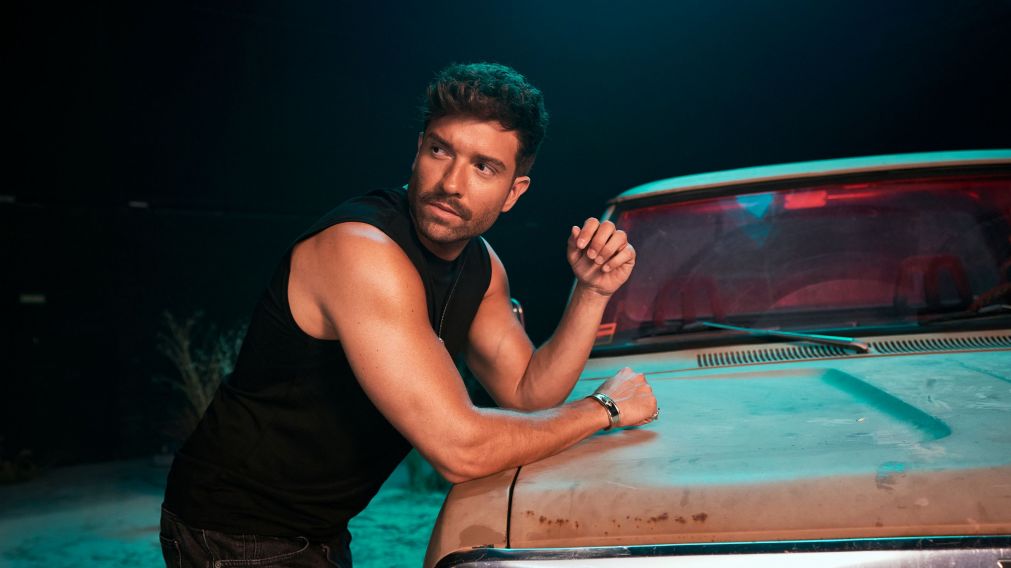 Pablo Albor�n presenta su nuevo single "Algo de m�"