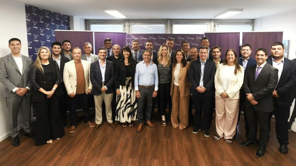 Karina Milei junto con referentes de La Libertad Avanza.