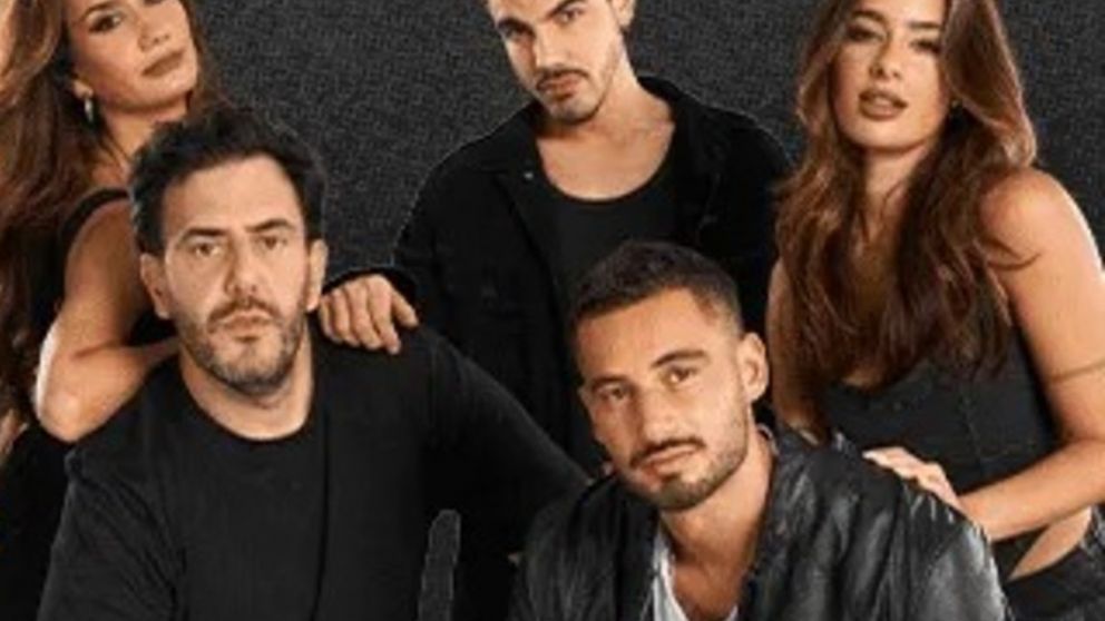 Nico Occhiato y el equipo de "Nadie dice nada", al frente de la ficción.
