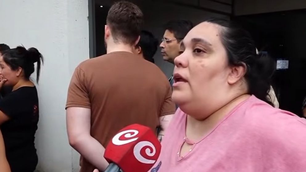 Paola, una de las vecinas afectadas, brindó su testimonio a Crónica TV.