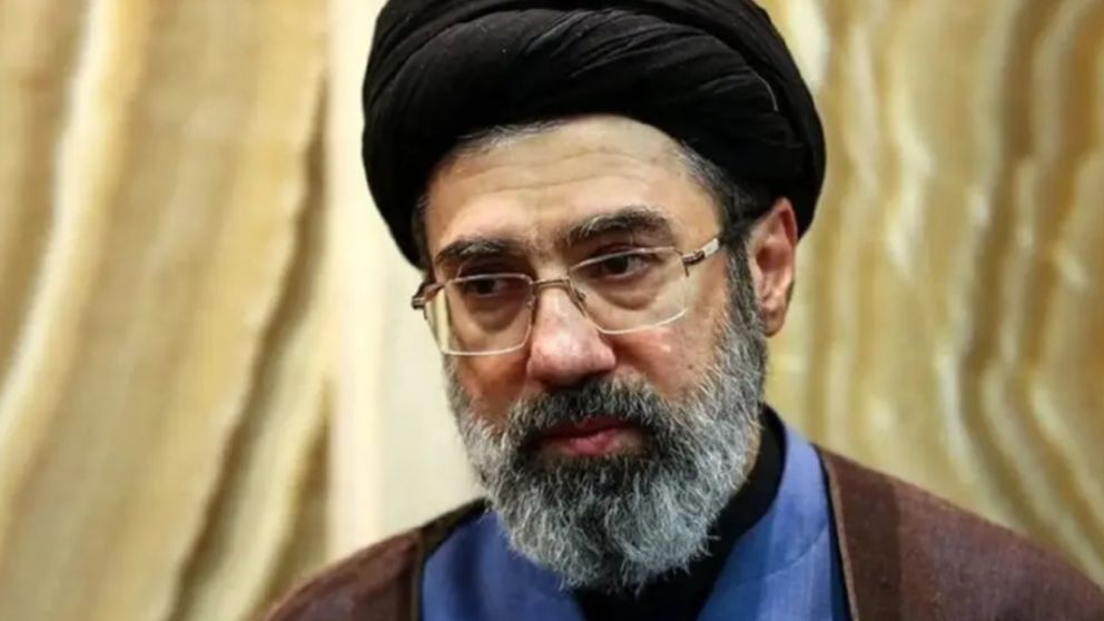 Reportan que Irán eligió al hijo de Khamenei como nuevo líder supremo