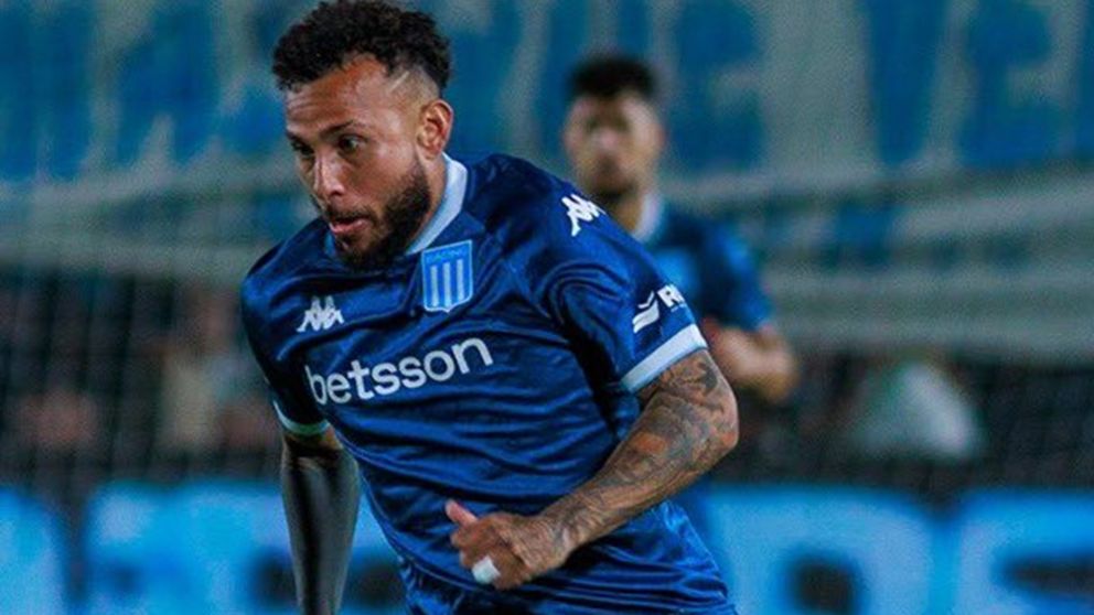 Racing gole� a un Atl�tico Tucum�n sin rumbo y volvi� a la victoria en el Torneo Apertura
