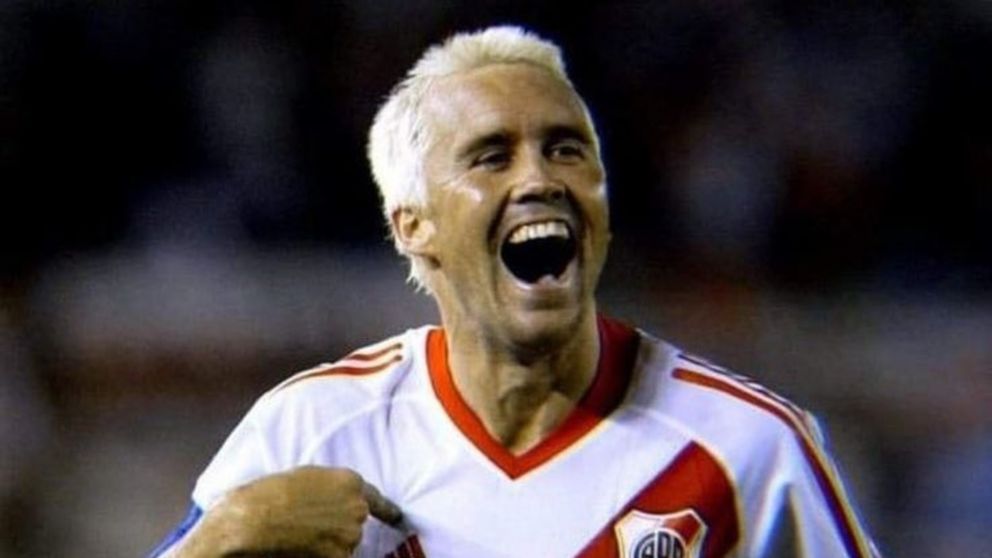 River recordó la época de Eduardo Coudet con "La Banda".