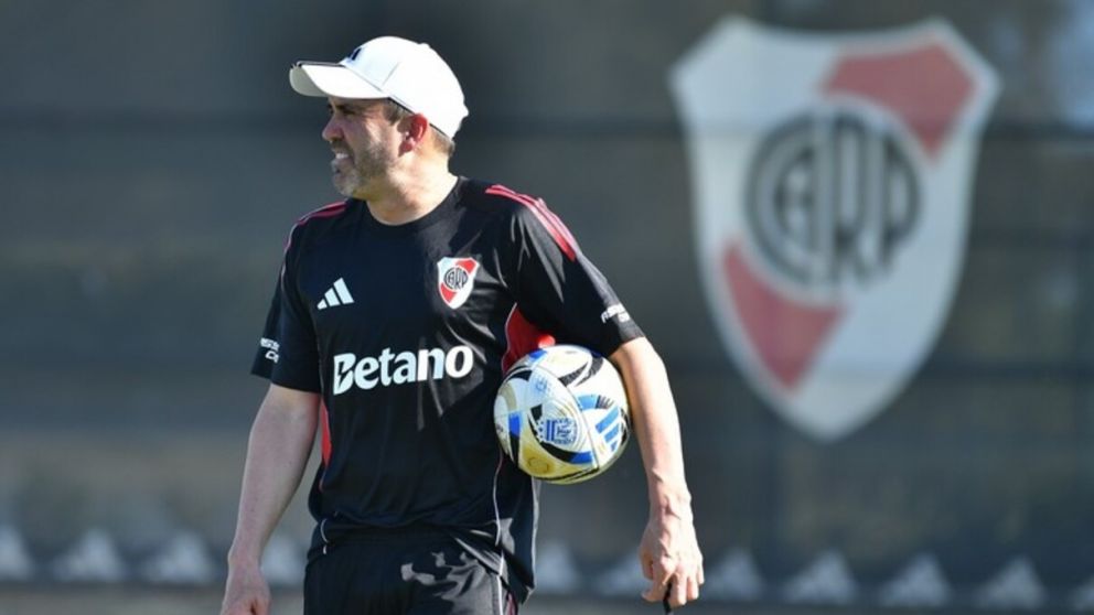 Luego de la práctica de este miércoles, Eduardo Coudet dio la lista con los jugadores que viajarán a Venezuela.