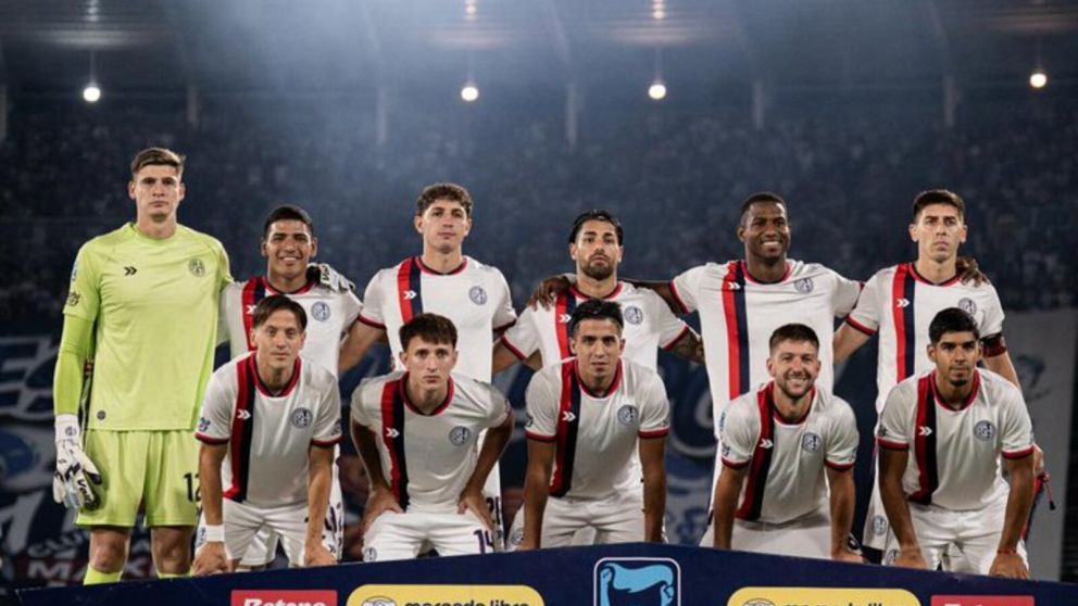 San Lorenzo no se retira del mercado de pases y tiene a un 9 apuntado