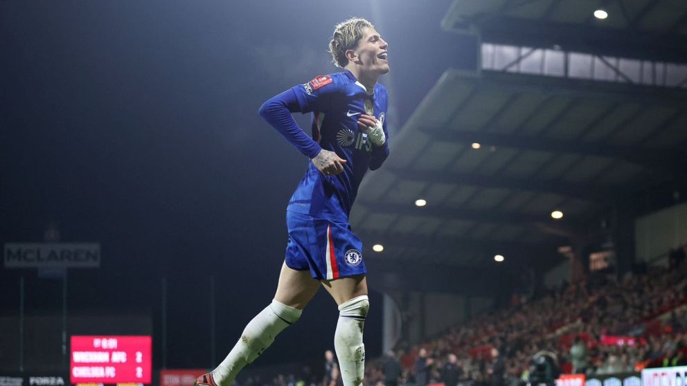 Gracias a Alejandro Garnacho, Chelsea evitó el papelón frente a Wrexham y sigue en la FA Cup