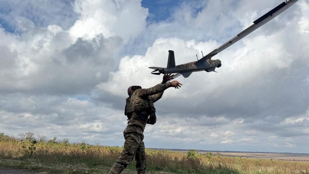 Ucrania envía especialistas en drones a la región del Golfo en colaboración con Estados Unidos y aliados.