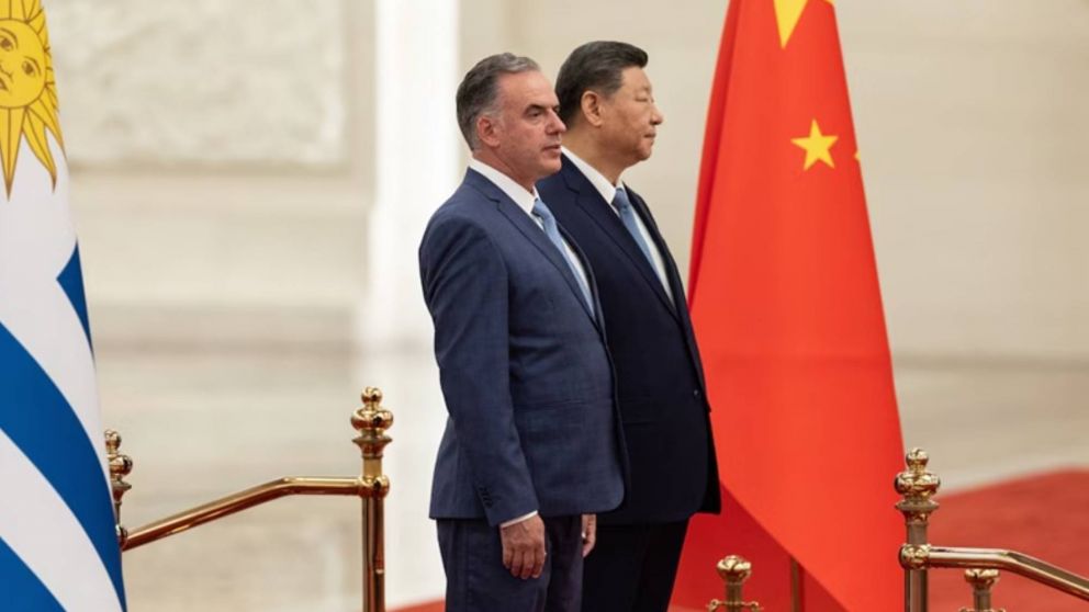 Uruguay se distancia de Washington y consolida su alianza estratégica con China.
