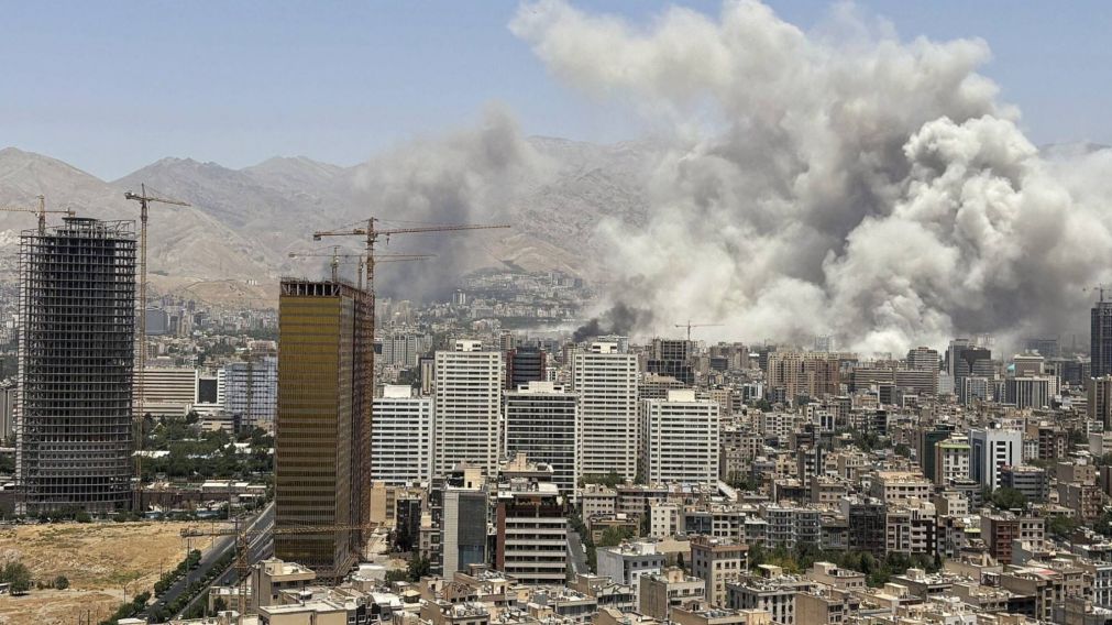 Estados Unidos alerta a la poblaci�n civil en Ir�n sobre posibles ataques a zonas residenciales.