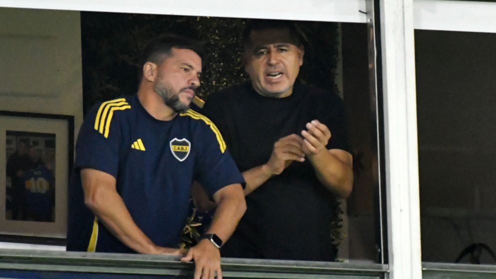 A Riquelme se le acaba el tiempo para sumar un nuevo refuerzo para Boca.