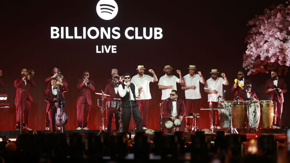 Bad Bunny hizo historia con su primer show en Asia en el Billions Club Live de Spotify en Tokio