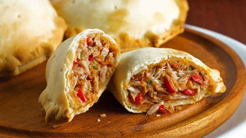 Las empanadas de atún se preparan en simples pasos.