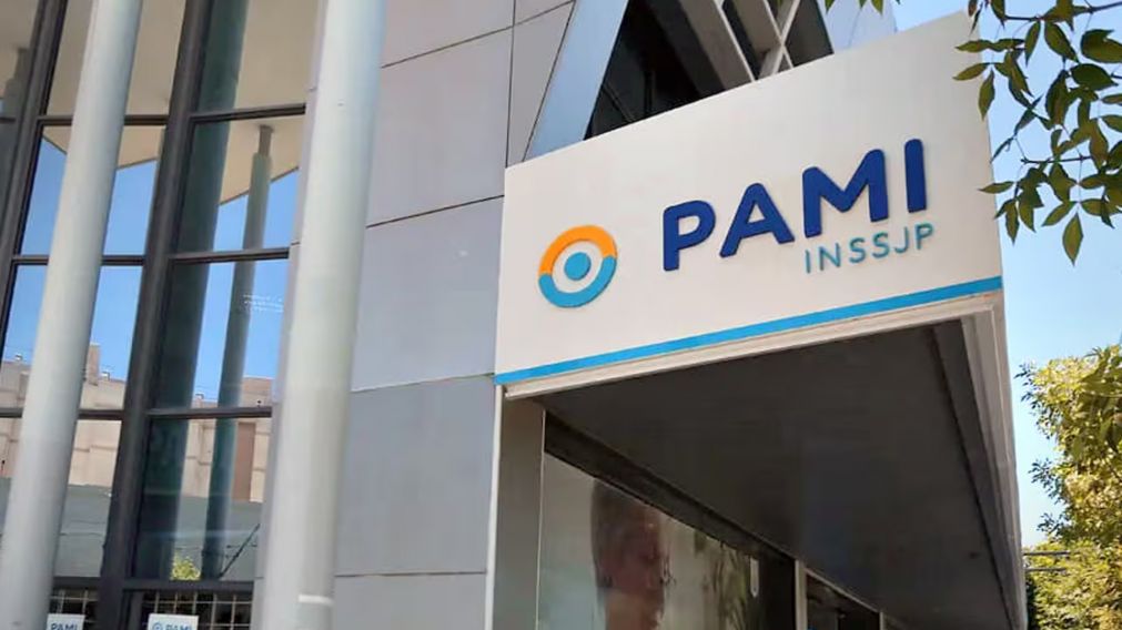 Jubilados: ¿Cómo pedir pañales, anteojos y colchones gratis en el PAMI?