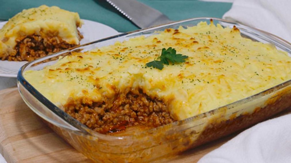 Deliciosa receta de pastel de papa con cerdo desmenuzado: una vuelta criolla al clásico argentino.