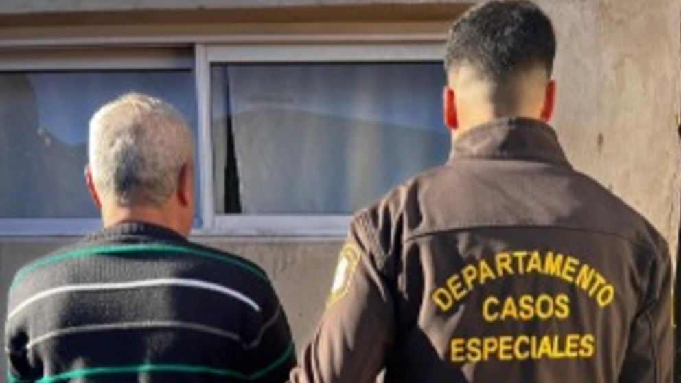 Uno de los individuos que resultó capturado en los diferentes allanamientos.