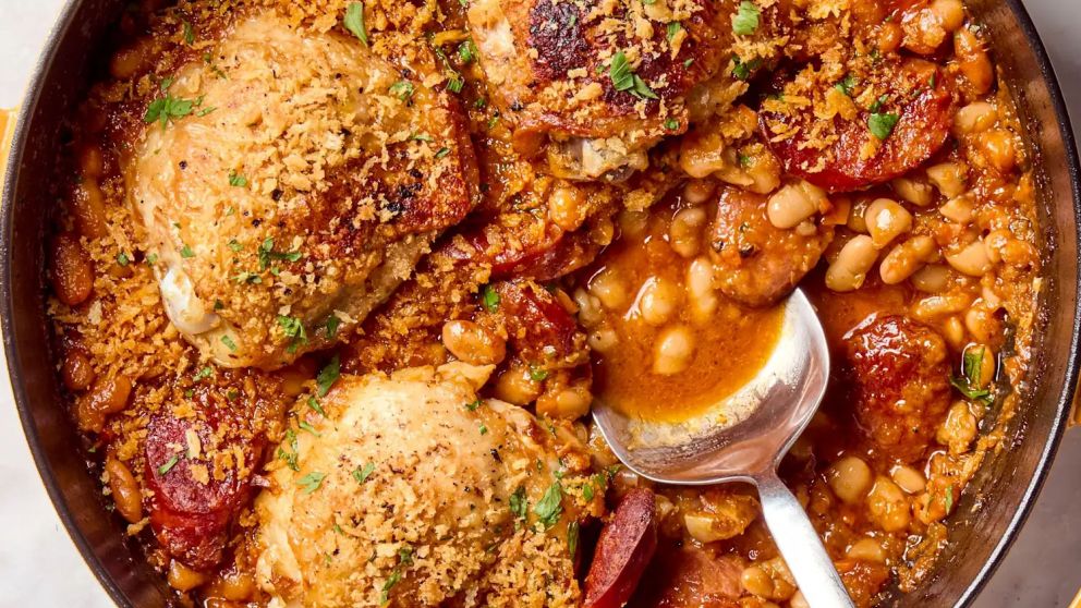 Exquisita receta de " Cassoulet", un guiso francés que deleita a todos en días de frío