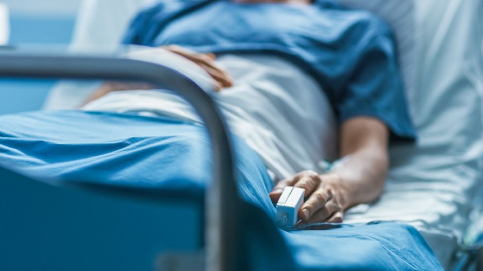 Desesperante: denuncian que una prepaga dejó sin cobertura a un paciente con cáncer y no acata orden judicial