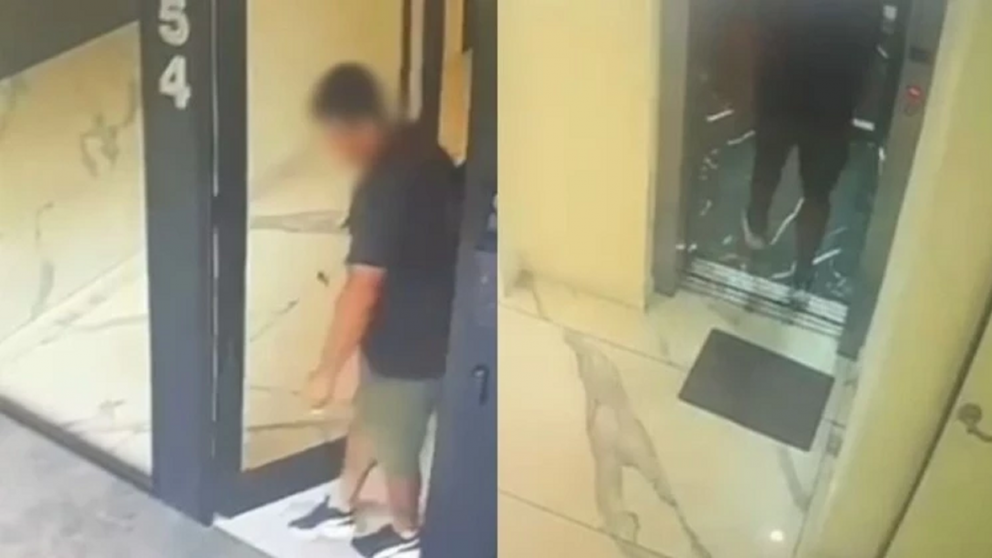 Uno de los delincuentes ingresando al edificio de una de las víctimas.