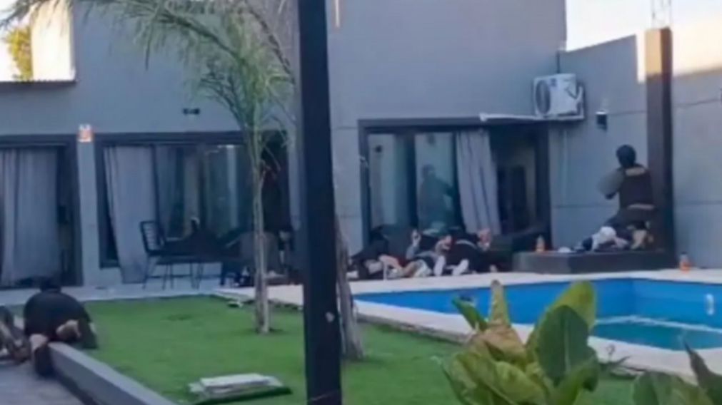 El momento de la caída de "la Banda de la Pool Party".