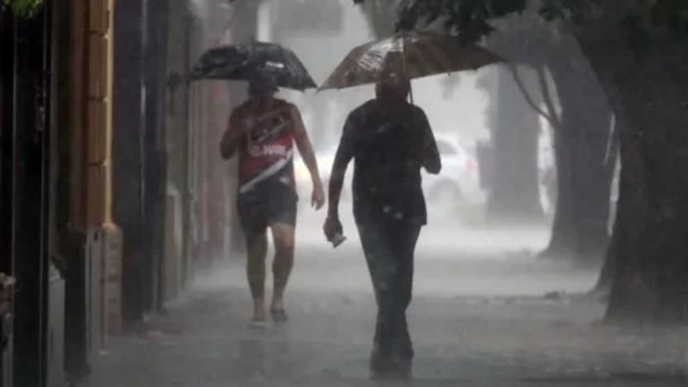 Clima: hay alerta naranja y amarilla por tormentas fuertes en varias zonas del país (Imagen ilustrativa).