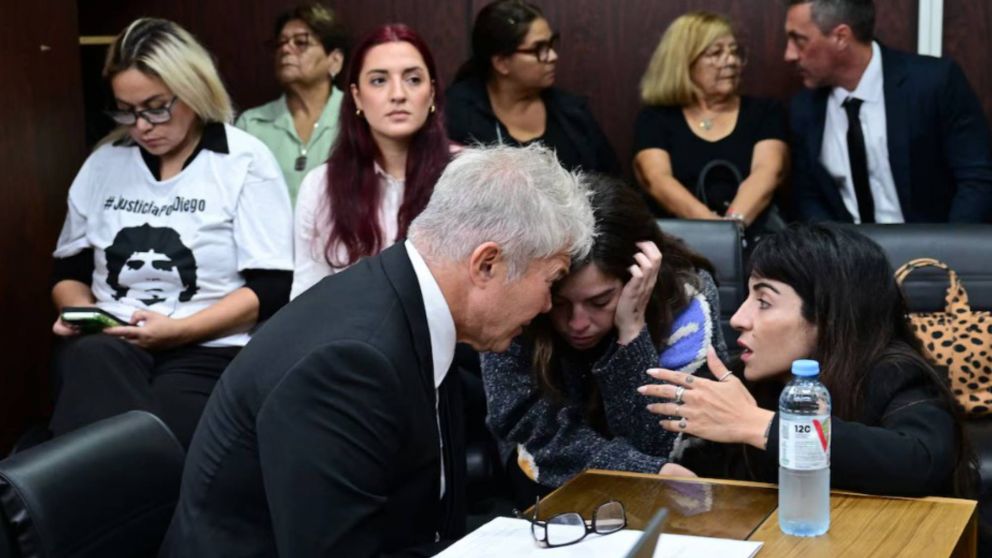 Postergan para abril el inicio del juicio por la muerte de Diego Maradona.