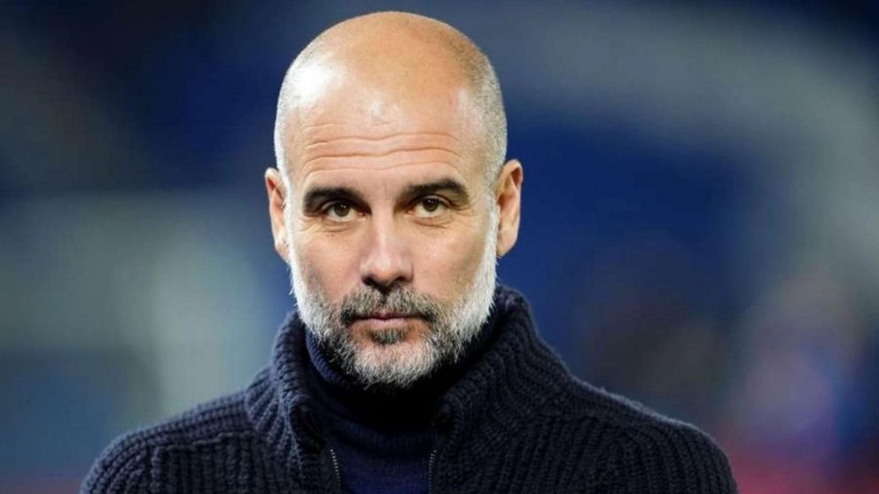 Pep Guardiola recibió una fuerte crítica por la manera de jugar de sus equipos.