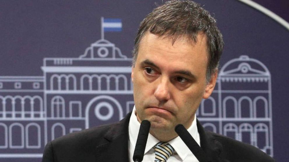 La Justicia inicia una investigaci�n por los vuelos de Manuel Adorni a Nueva York y Uruguay.