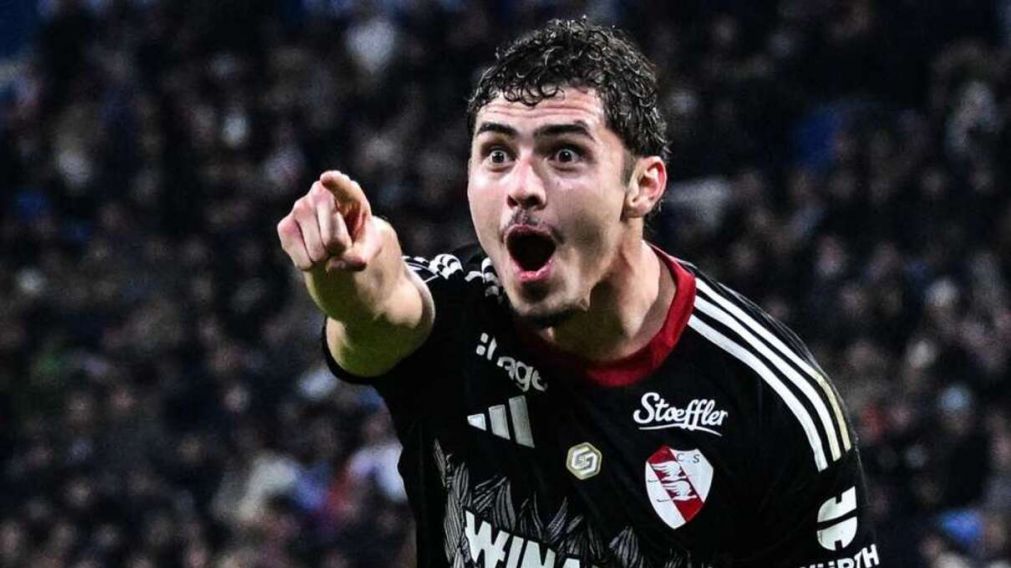 El delantero argentino está encendido en el equipo francés.