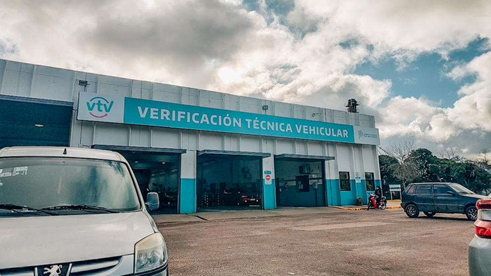 Cambios en la VTV: anunciaron plazos para el control de varios modelos de vehículos.