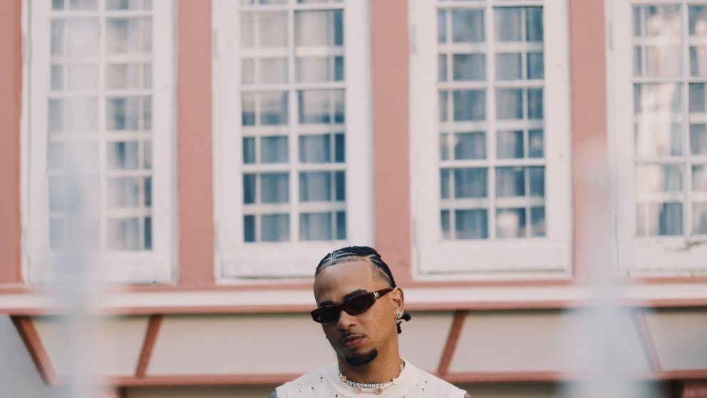 Ozuna vuelve a sus ra�ces con "Una Aventura" y sorprende a los fans