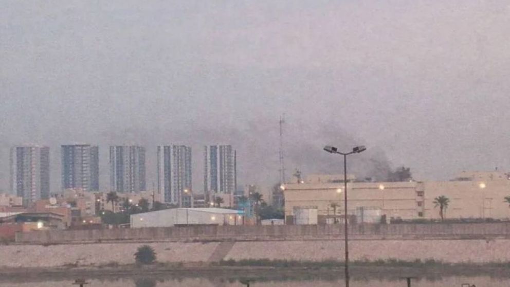 Atacaron la embajada de Estados Unidos en Irak.