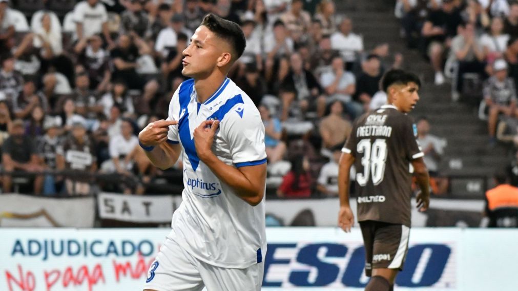 Vélez derrotó a Platense y es más puntero que nunca en la Zona A del Torneo Apertura