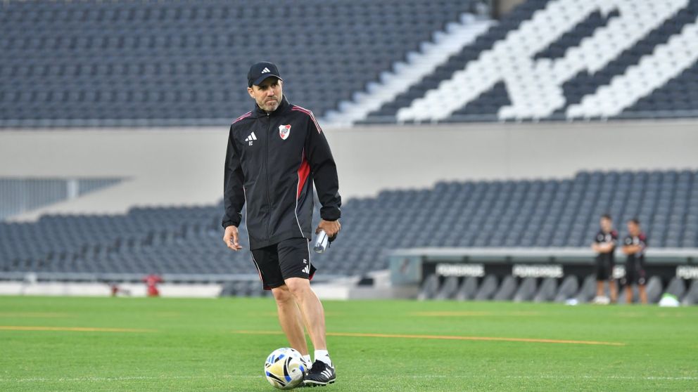 Coudet busca otra victoria y ya definió los convocados de River para jugar con Sarmiento de Junín