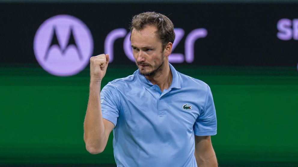 Sorpresa en el Masters 1000 de Indian Wells: Danill Medvedev eliminó a Carlos Alcaraz y jugará la final con Jannik Sinner