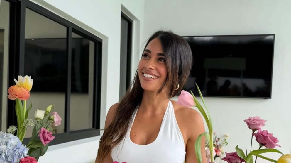 Antonella Roccuzzo festej� sus 38 a�os: la torta con Messi