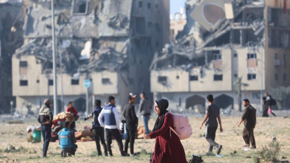 Ataque aéreo israelí en Gaza sobre campo de refugiados y policias: 12 muertos.