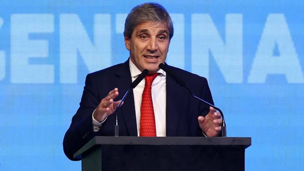 Luis Caputo cerrará el IEFA Latam Forum 2026.