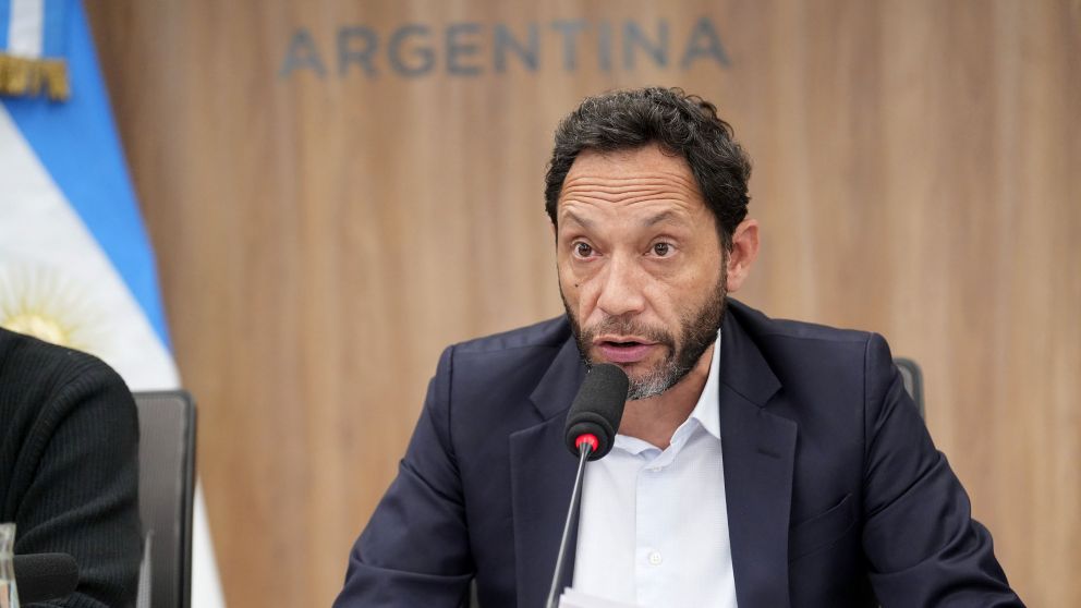 "El Presidente nos mintió a los argentinos", dijo Maximiliano Ferraro.
