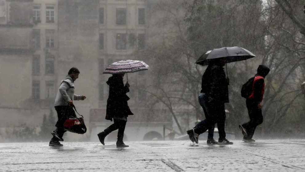 Clima: hay alertas naranja y amarilla por tormentas fuertes, lluvias y vientos en varias regiones del país (Imagen ilustrativa).