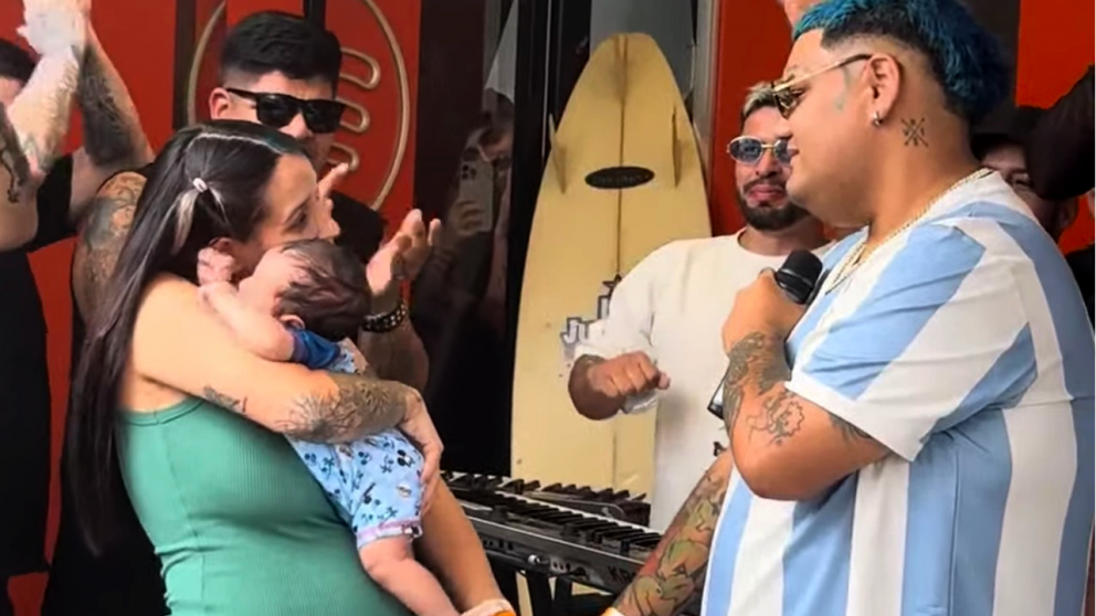 G Sony pidi� casamiento en vivo durante el streaming La Juntada de los Artistas