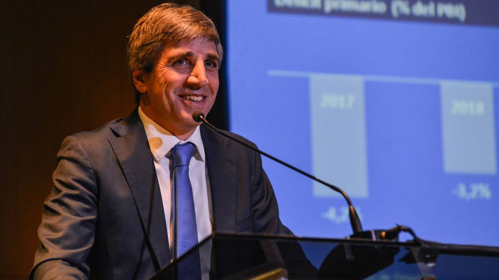Luis Caputo destacó la desaceleración de los precios mayoristas, que registraron un alza de apenas el 1% en febrero.