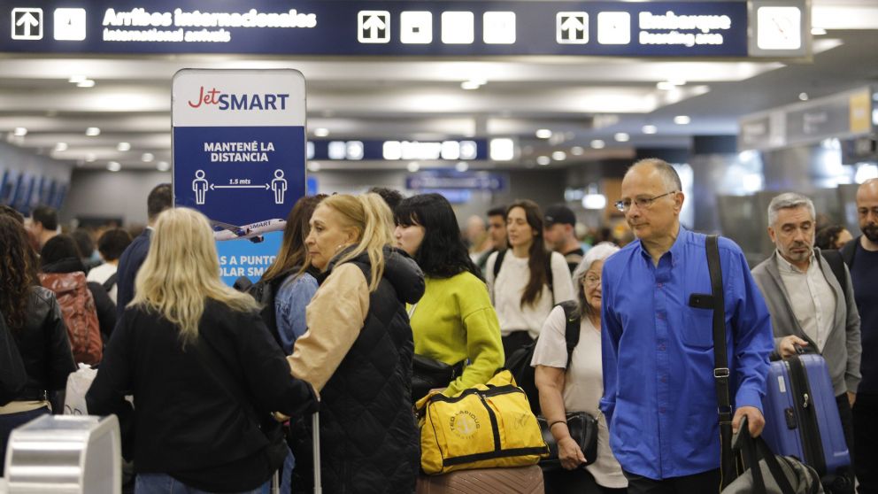 El Gobierno dictó conciliación obligatoria y se levantó el paro en aeropuertos