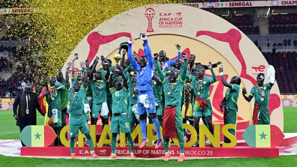 La cuenta oficial de Senegal publicó un video de los festejos con el público local, recordando el título que habían ganado dentro del campo de juego.