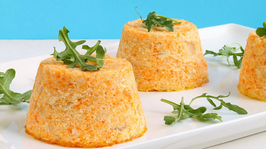 Receta de flan de zanahoria: ¿Cómo preparar estos deliciosos bocadillos y sumar verduras de forma creativa?